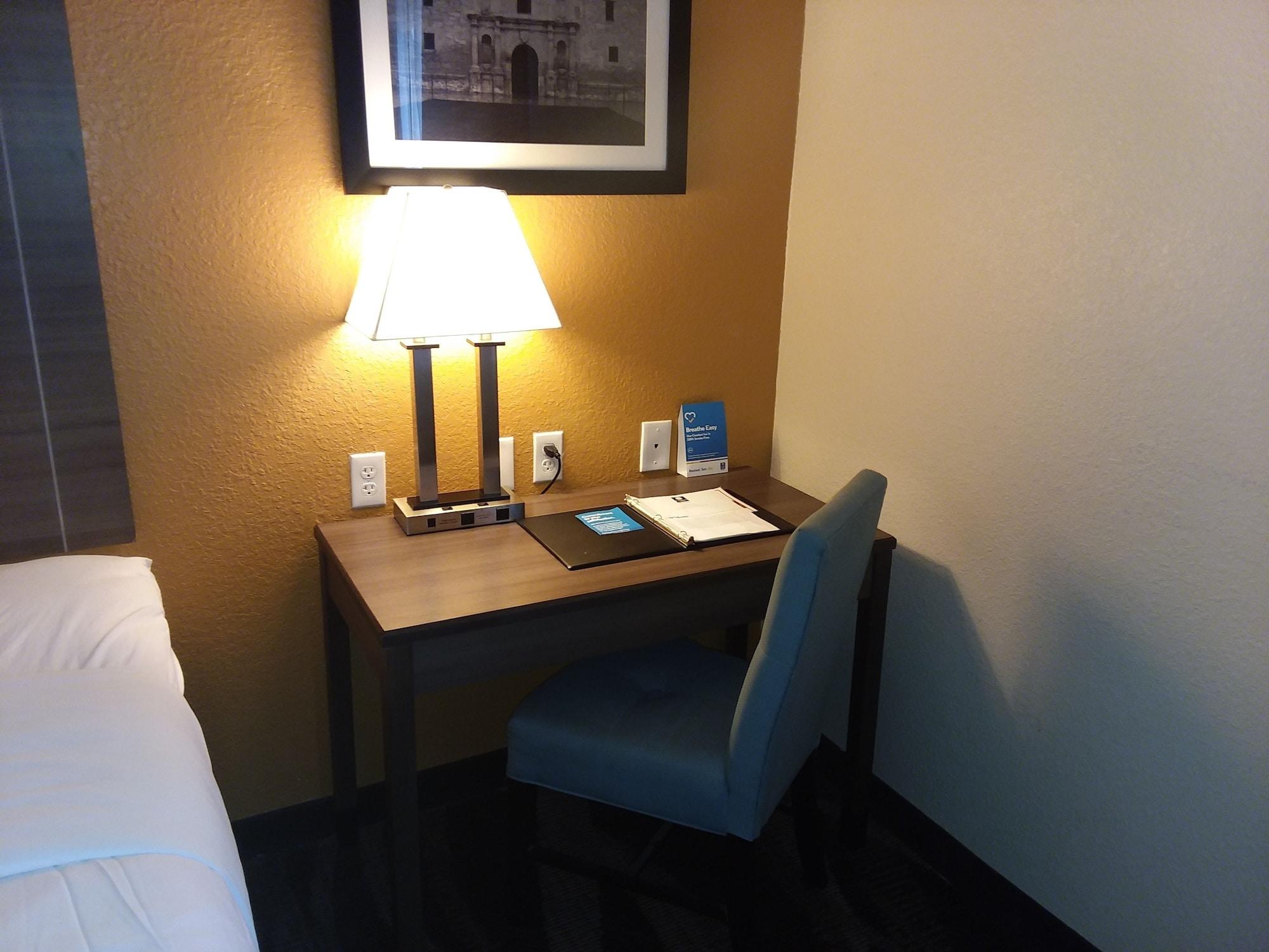 Comfort Inn Near Frost Bank Center San Antonio Luaran gambar