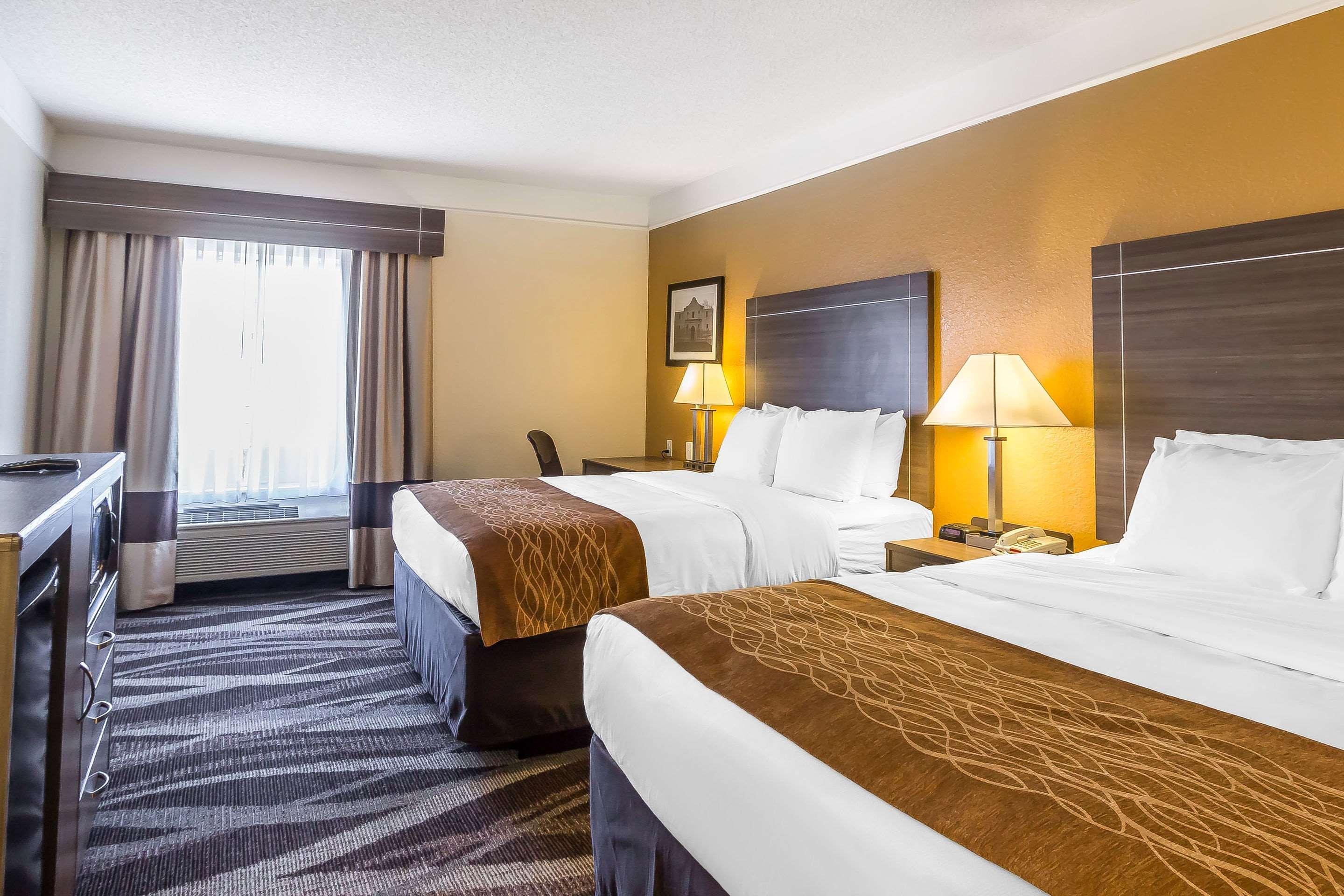 Comfort Inn Near Frost Bank Center San Antonio Luaran gambar