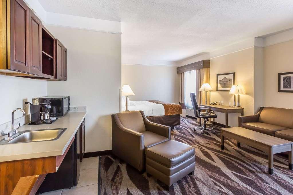 Comfort Inn Near Frost Bank Center San Antonio Luaran gambar
