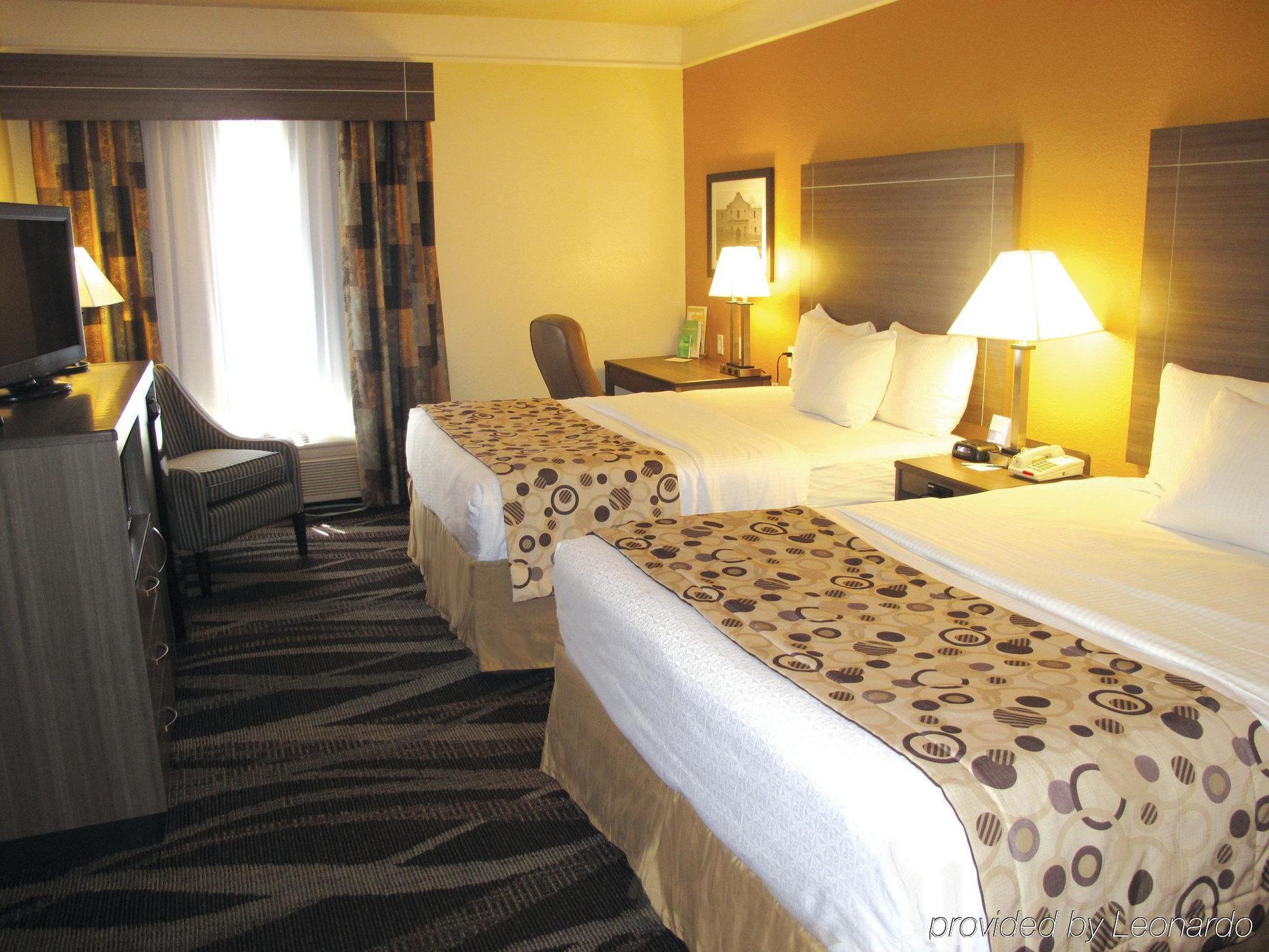 Comfort Inn Near Frost Bank Center San Antonio Luaran gambar