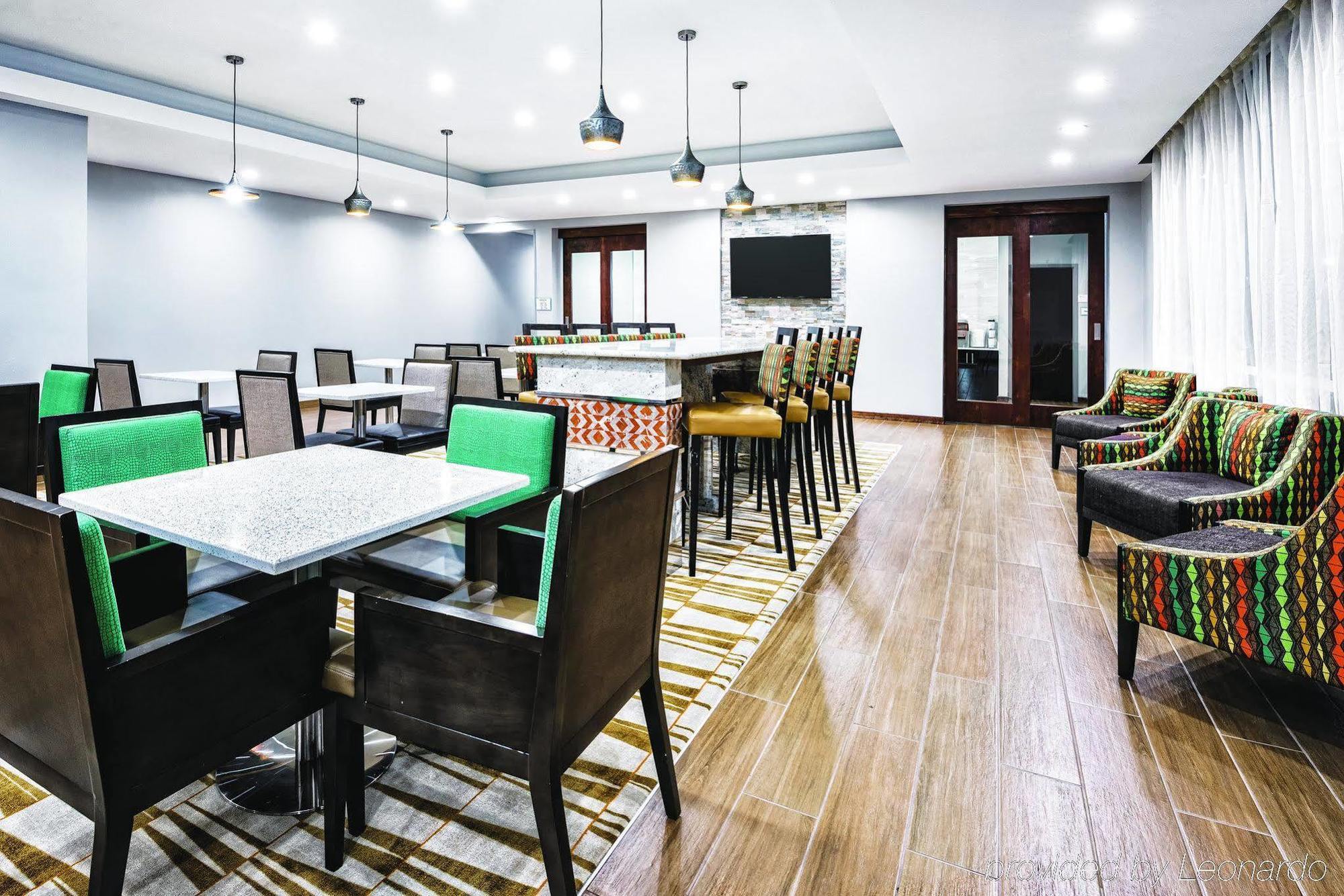 Comfort Inn Near Frost Bank Center San Antonio Luaran gambar